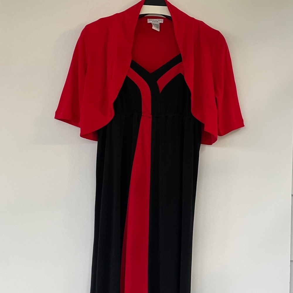 Elegant Black and Red Sleeveless Maxi Dress Medium With Red Shrug - Picture 5 of 16